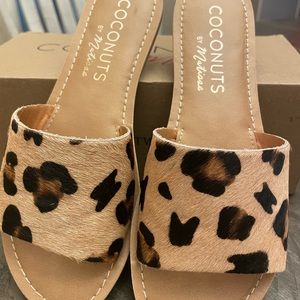 Leopard Cowhair Sandal look brand new.